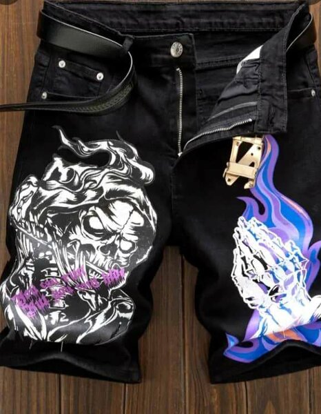 Short en jean punk gothique