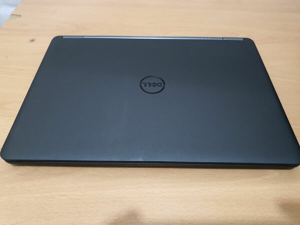 LATITUDE E7450
