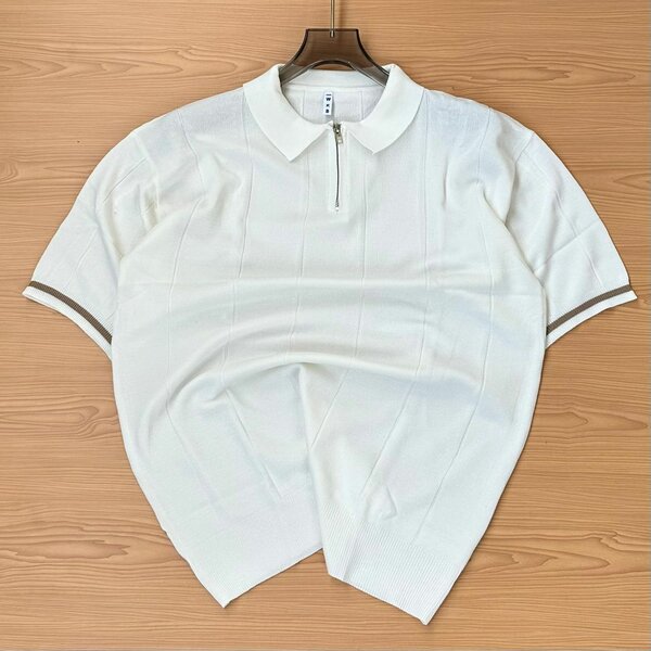 Knitted lacoste
