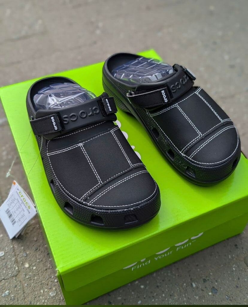 Men Crocs