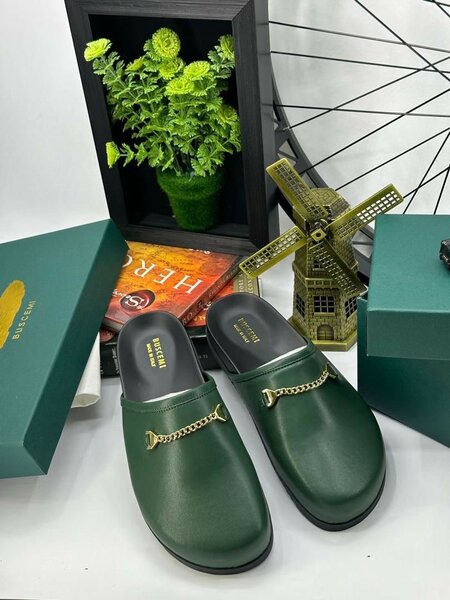 Buscemi half shoe