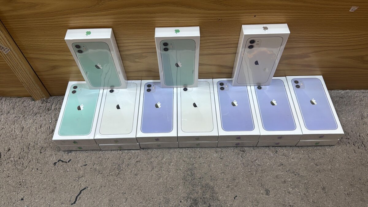 IPHONE 11