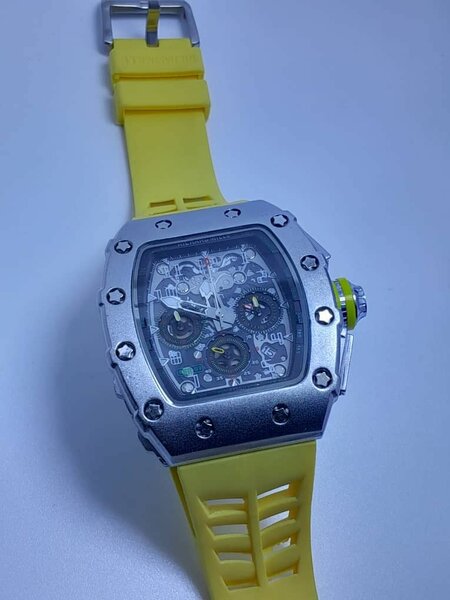 Montre RM