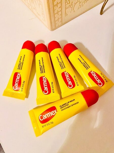 Good Ivory lips balm
