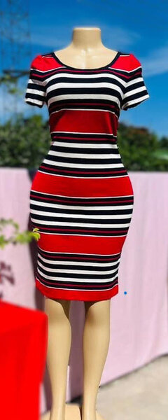 robe rayée-rouge