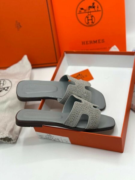 Hermes Slipper