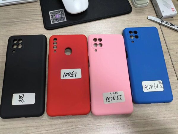 Silicon pouches