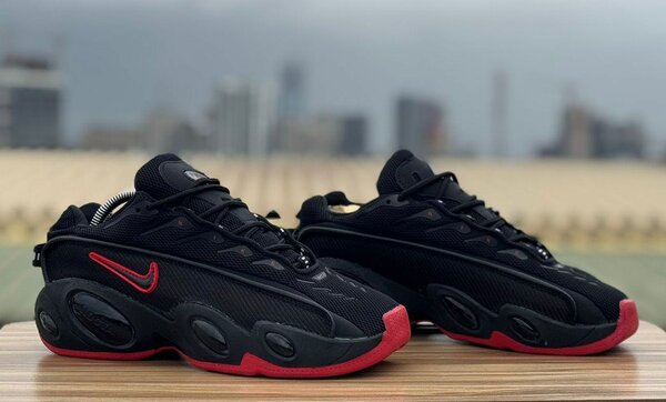 *NIKE GLIDE NOCTA*