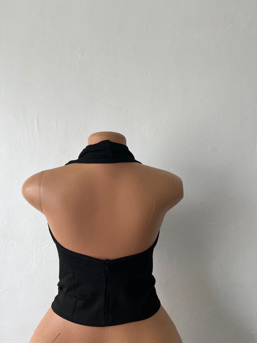 Black crop top