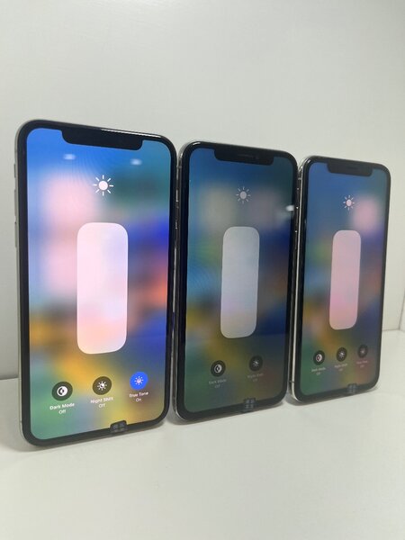 64GB iPHONE X
