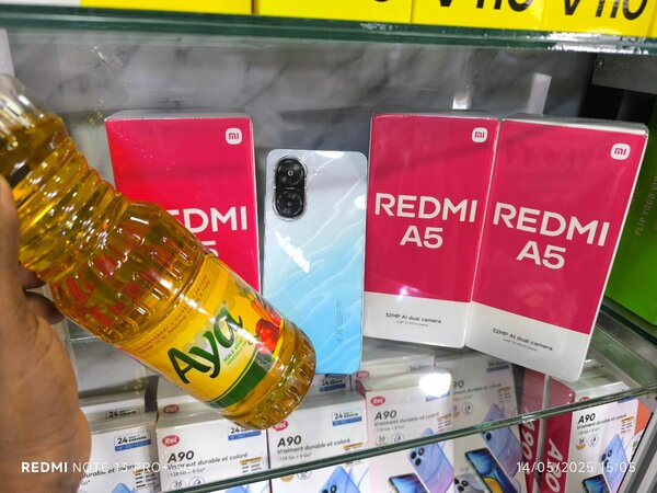 REDMI A5 64/3GB RAM