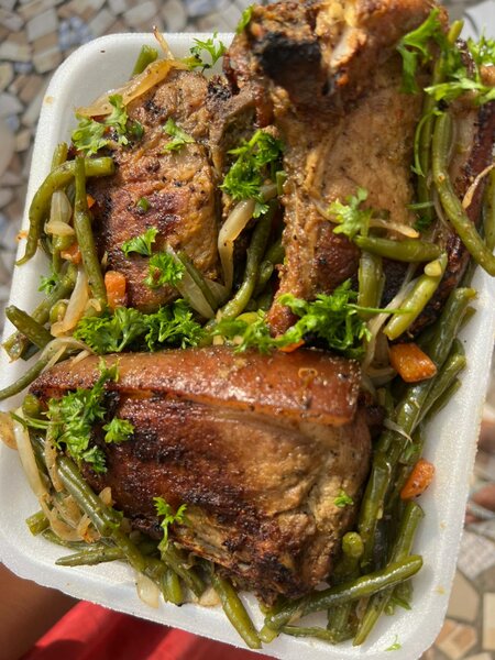 Côtes de porc grillées savoureuses
