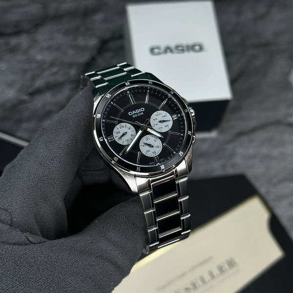 Часы Casio 