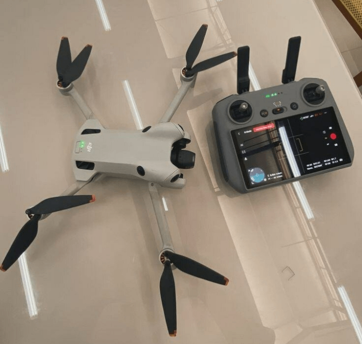 Drone DJI avec télécommande