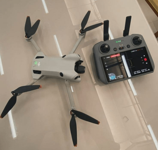 Drone DJI avec télécommande