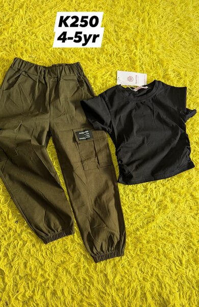 Girls clothing set