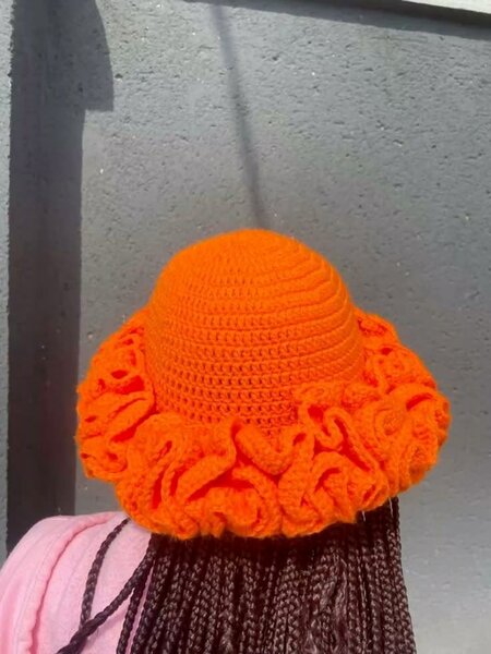 Chapeau ruffle