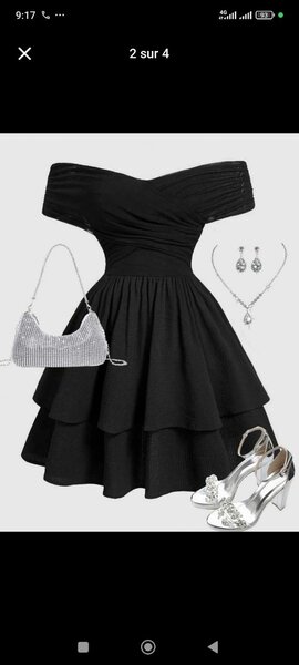Robe volantes