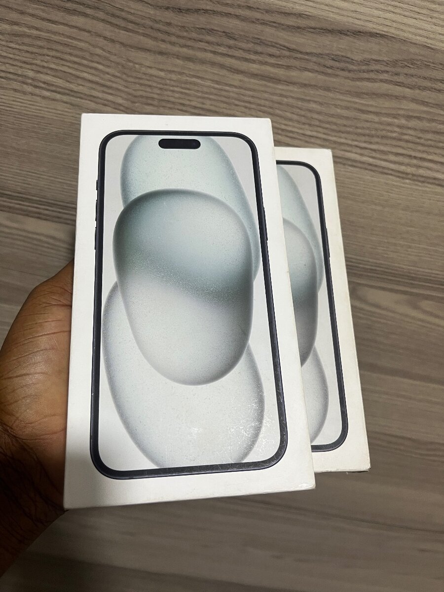 iPhone 15 Plus