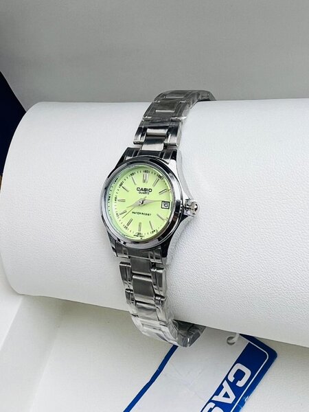 Montre de luxe (CASIO)