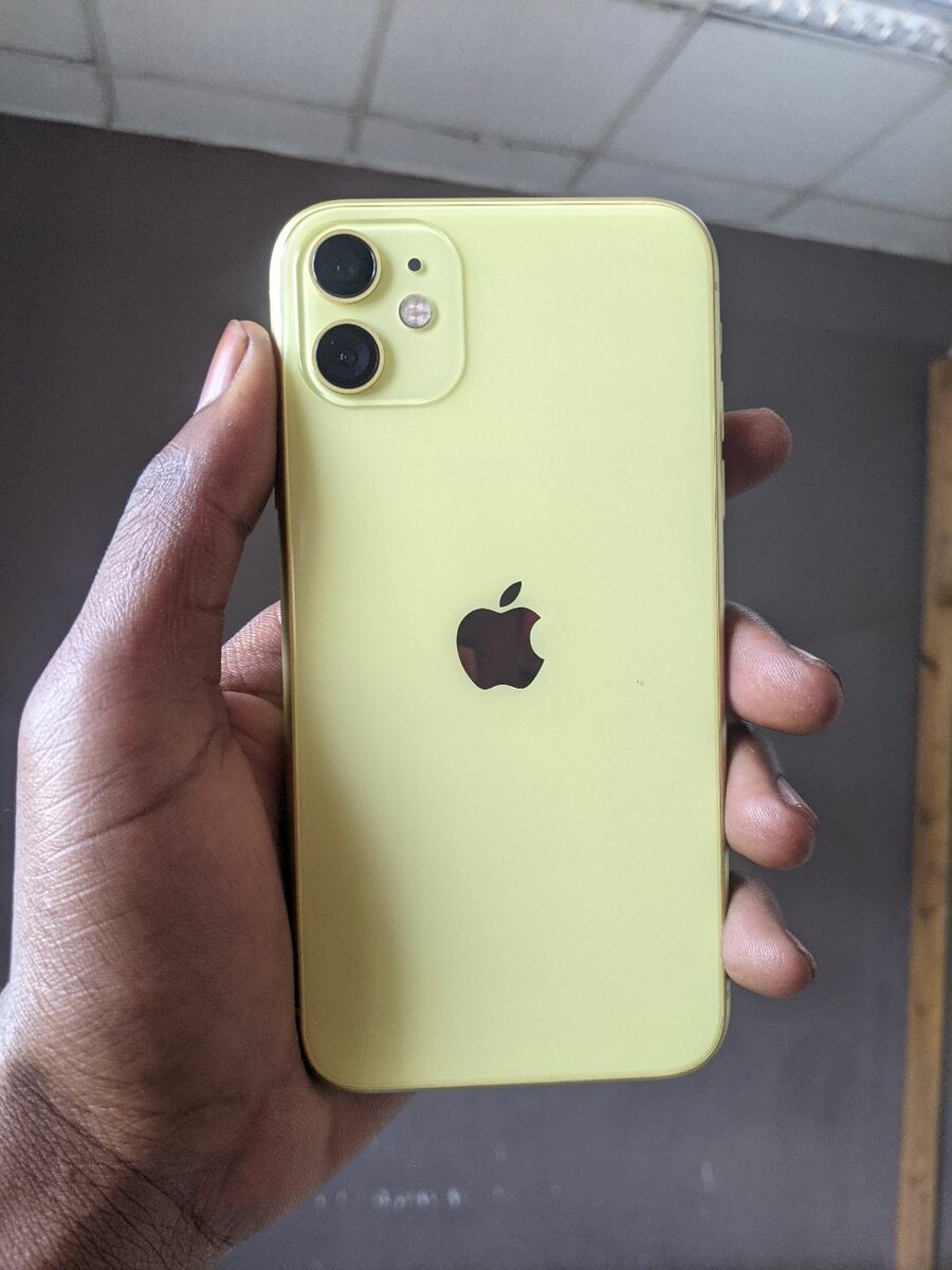 iPhone 11