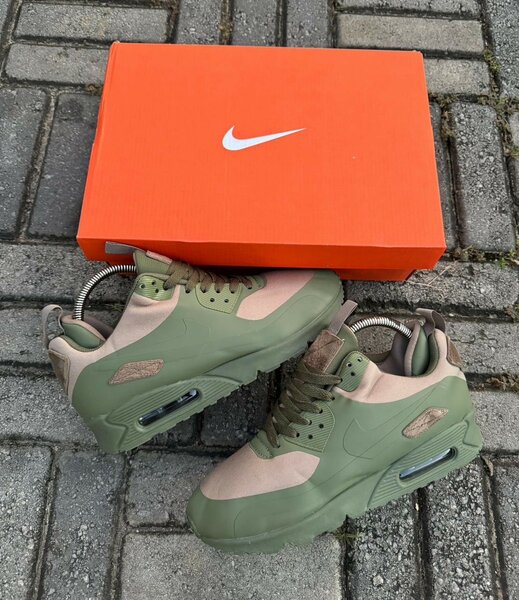 Nike air max
