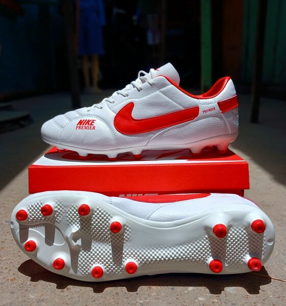Soccer boots