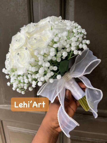 Bouquet de roses blanches élégantes