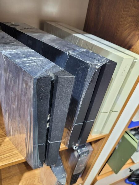 PS4 Standard