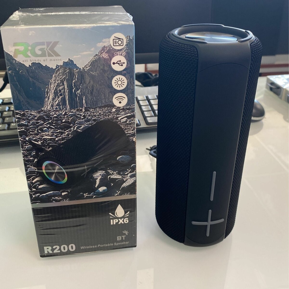 RGK R200 BT speaker
