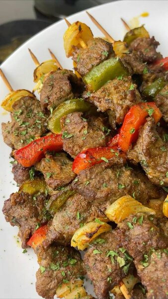 BROCHETTES BRAISÉES