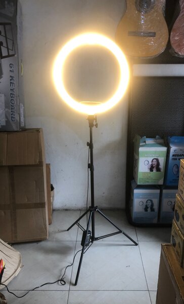 GRANDE RGB LED Ring Light 18