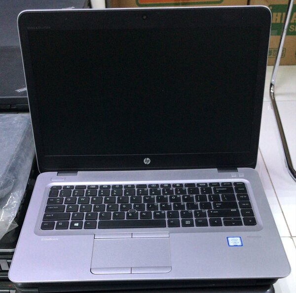 Hp AMD RYZEN 7PRO
