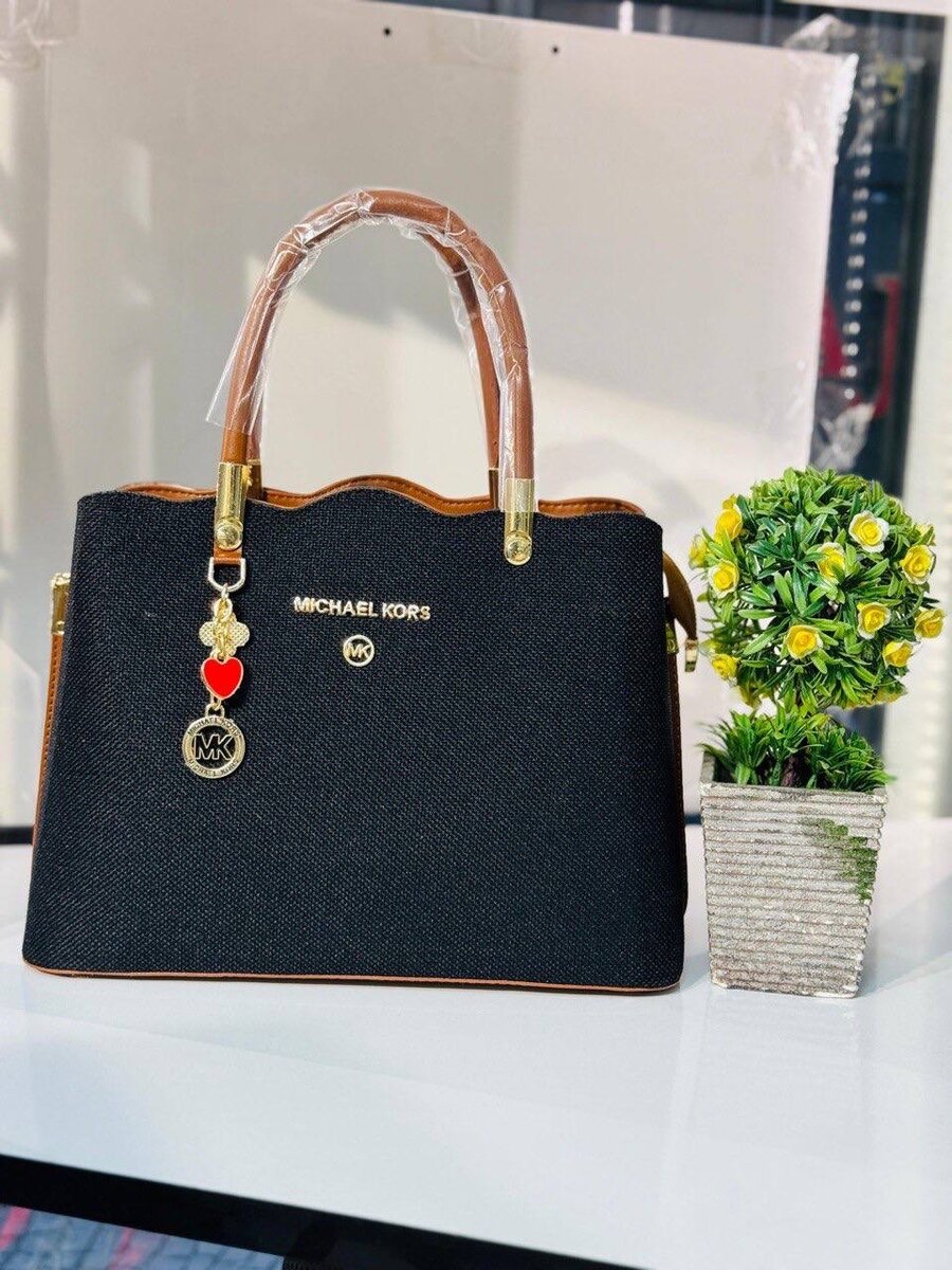 Dressing bag