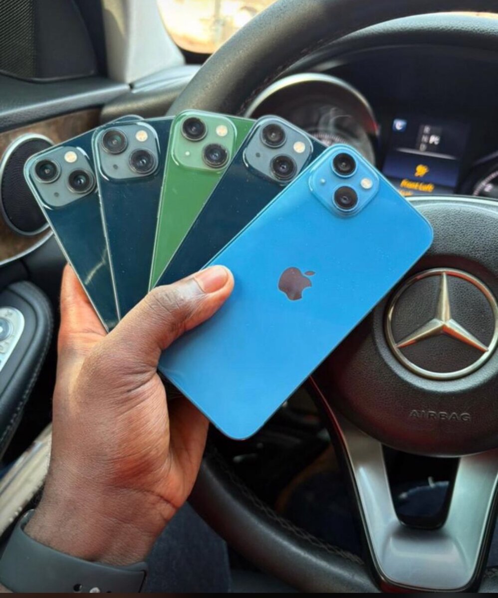 iPhone 13 64gig