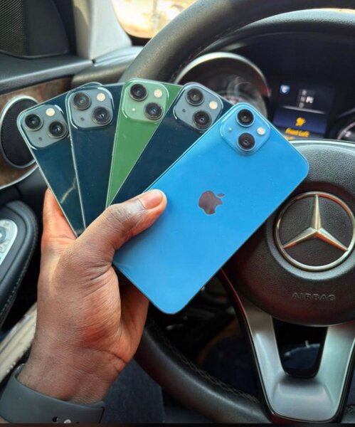 iPhone 13 64gig