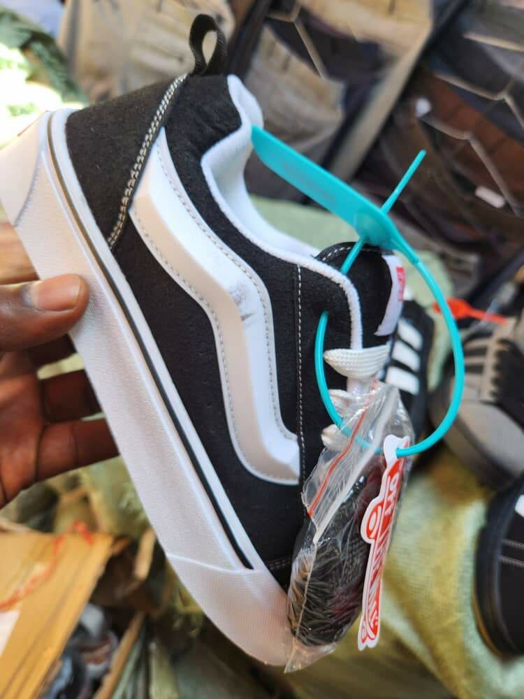 Vans knu