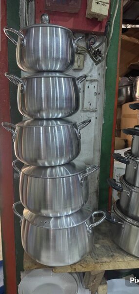 Batterie de Cuisine en Acier