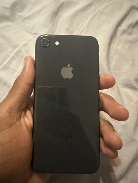 iPhone 8