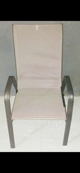 4 Chairs