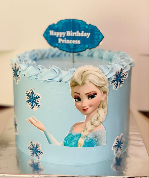 medium cakes