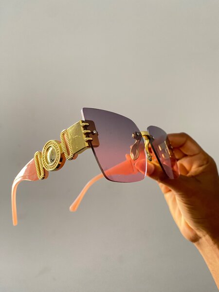 Sunglass