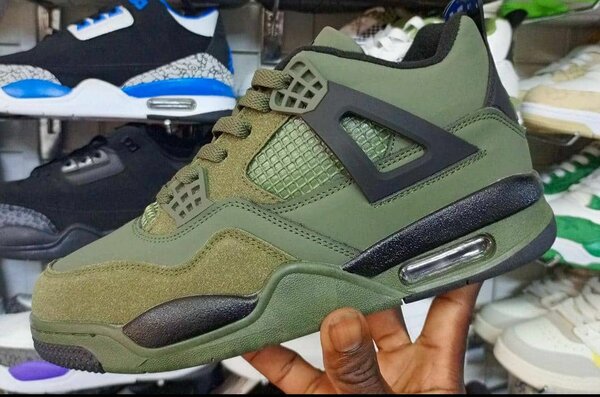 Jordan 4