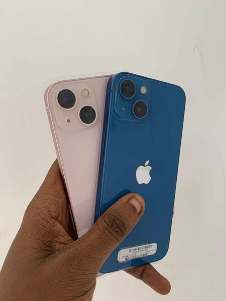 iPhone13