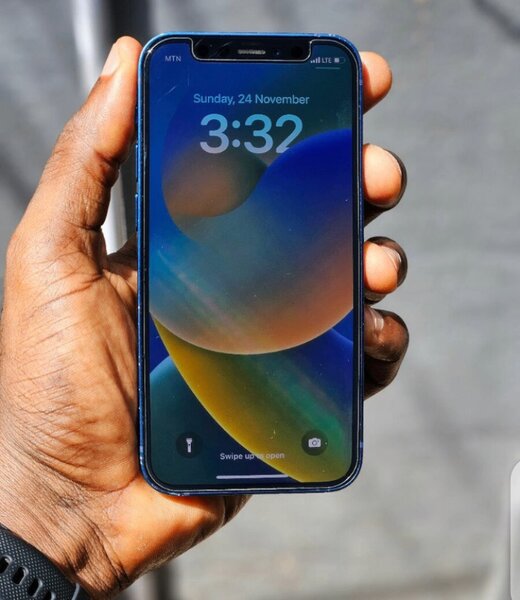 iPhone 12