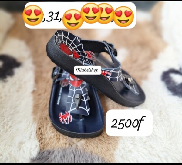 Sandale enfant