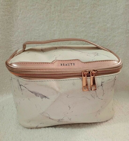 Trousse de maquillage élégante