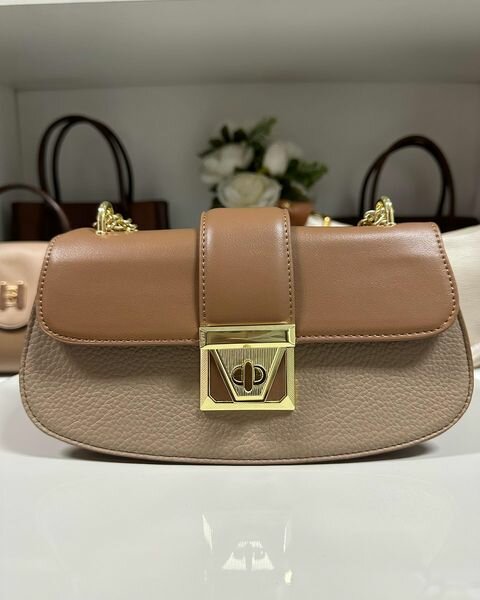 Shoulder bag
