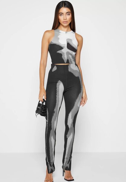 Women 2 trouser set