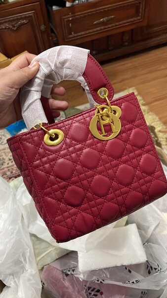 Сумки Dior